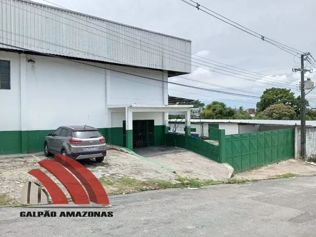 LOCAÇÃO - Galpão 1.200m² c/ Doca no Petrópolis